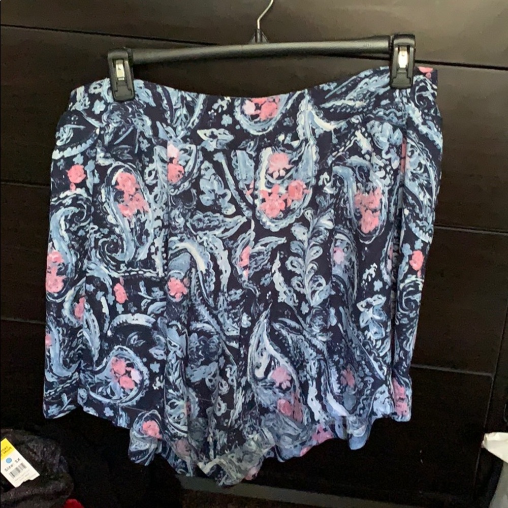 Blue, Pink, and White 2X Torrid Shorts NWOT